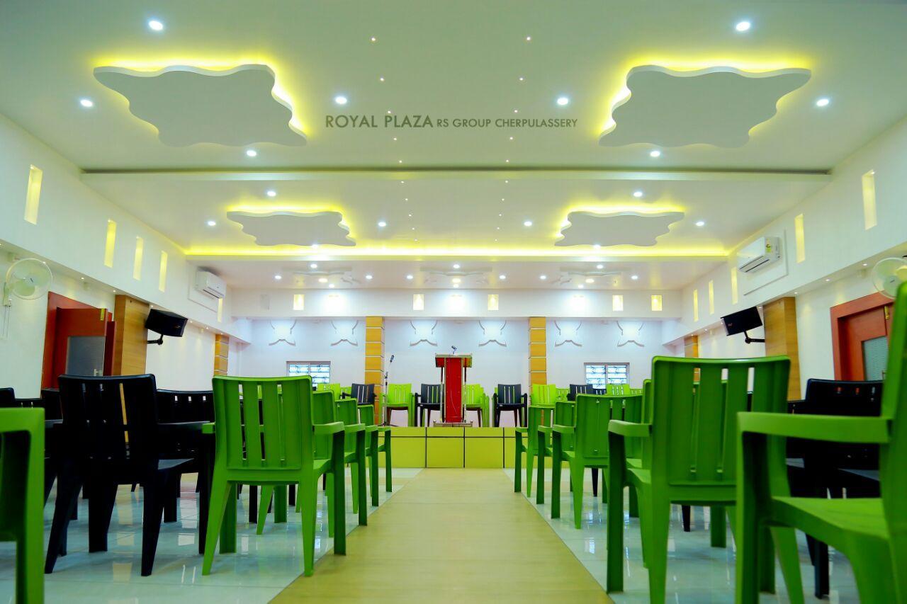 فندق Cheruppulasseriفي  Royal Plaza Residency المظهر الخارجي الصورة